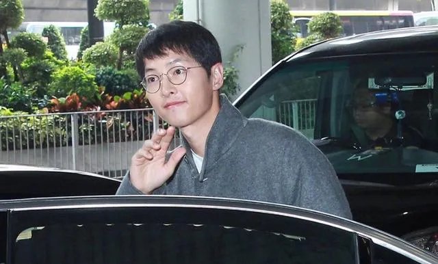 素颜的宋仲基,你还觉得他帅么?