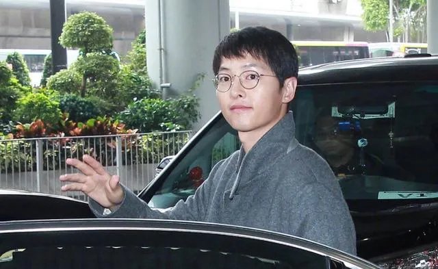 素颜的宋仲基,你还觉得他帅么?