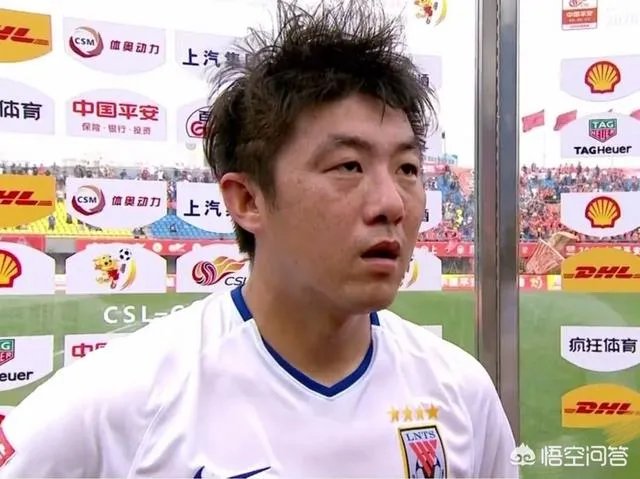 有些山东鲁能球迷表态“只要崔鹏减掉肚子上的肥肉就不再黑他”，对此你怎么看？