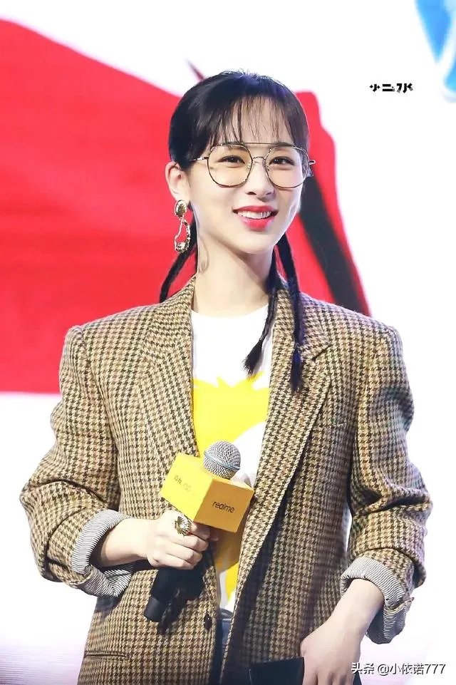 看了刘涛发的照片,似乎杨紫和王俊凯关系真的很好,他们以后会有可能吗?