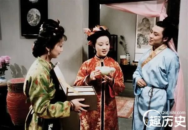 红楼梦平儿是怎样的人？平儿性格特点是什么？
