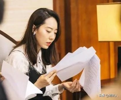 鄂靖文在演了《新喜剧之王》后,为什么还是没火?