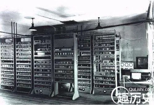 世界上第一台计算机诞生,1946年诞生的ENIAC(重30吨)