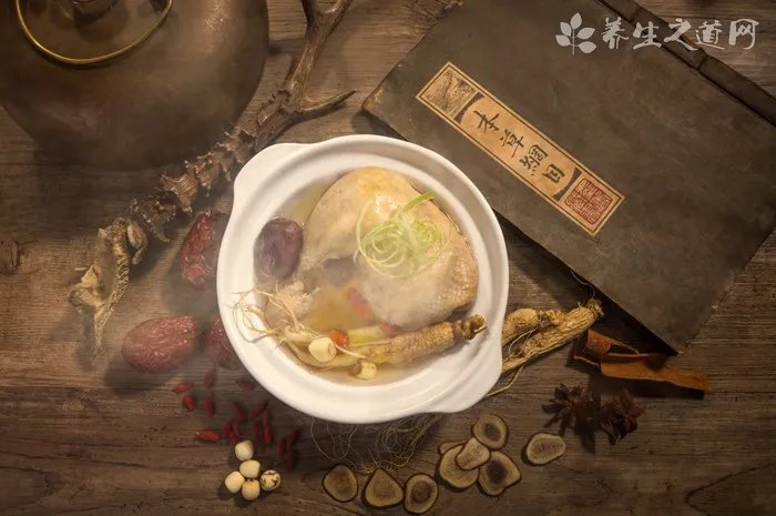 初夏养生:饮食清淡、慎起居、多运动