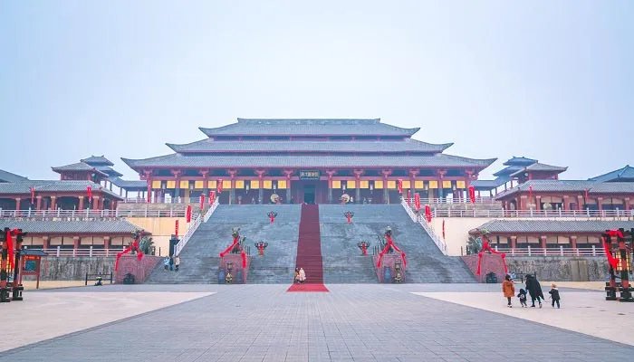 芈月是秦始皇的什么人 秦始皇跟芈月是什么关系