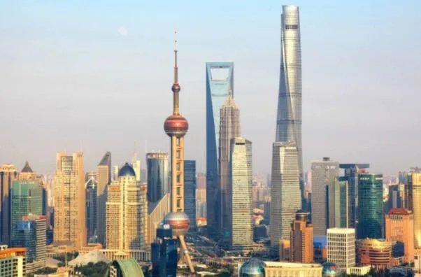 中国人口最多的10大城市排行,上海排第二,第一是江城