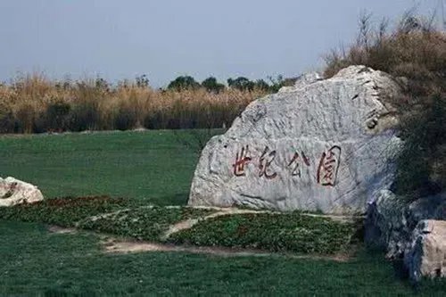 青浦婚纱摄影哪家好 上海拍婚纱照外景地推荐