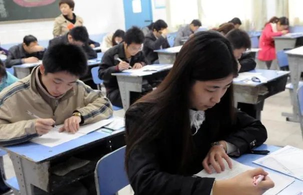 参公人员和公务员的区别是什么?