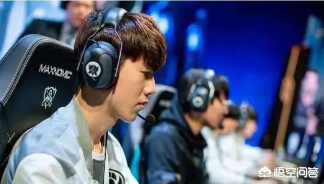 IG新辅助Lucas已提前预订洲际赛?父母在群里炫耀,金教练因病退出比赛,你怎么看?