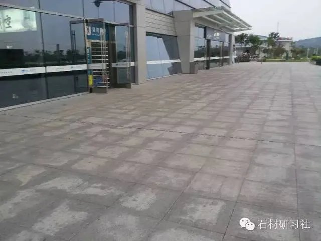 图解各种石材污染病变问题(一)