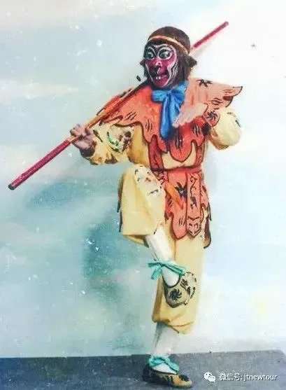 “锡剧猴王”崔龙海逝世，都有哪些友人发文悼念了？