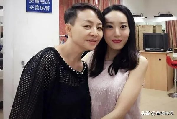 鄂靖文在演了《新喜剧之王》后,为什么还是没火?
