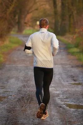 长跑呼吸技巧800m女  跑步的正确呼吸方法