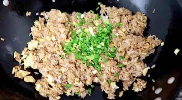 炒饭怎么做好吃?