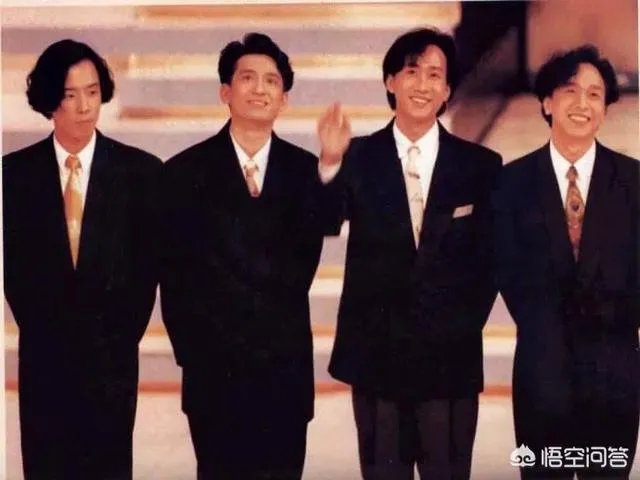 黄家驹一共出了多少首歌曲?