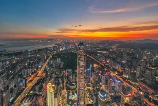 中国人口最多的10大城市排行,上海排第二,第一是江城