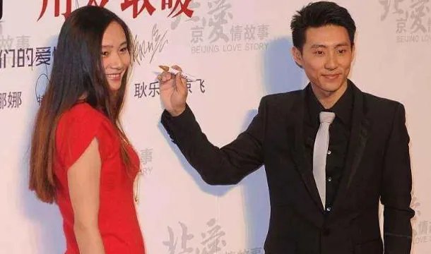 张楠倒追丈夫8年才成功,现如今张楠与滕海滨近况如何?