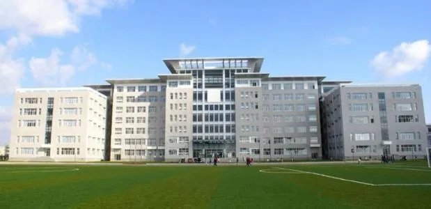 黑龙江工商学院怎么样啊?