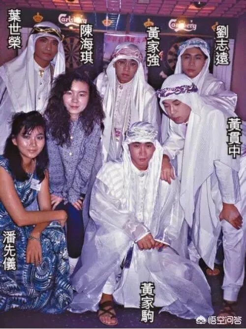 黄家驹一共出了多少首歌曲?