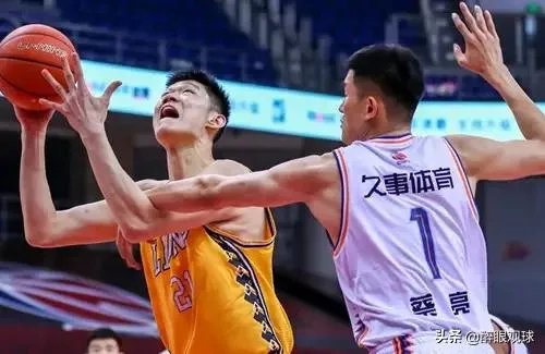 广厦男篮击败上海男篮,但赢得非常艰难请理性分析一下本场比赛?