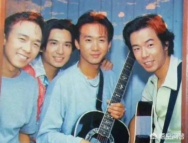 黄家驹一共出了多少首歌曲?