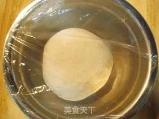 传统古法制作“樟茶鸭”