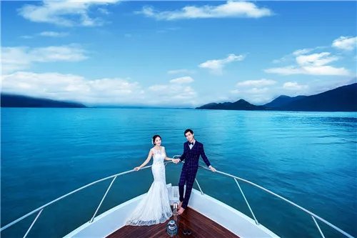 婚纱照海景图片 海景婚纱照穿什么婚纱好看