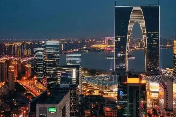 中国人口最多的10大城市排行,上海排第二,第一是江城