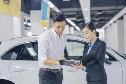 梦见自己开车