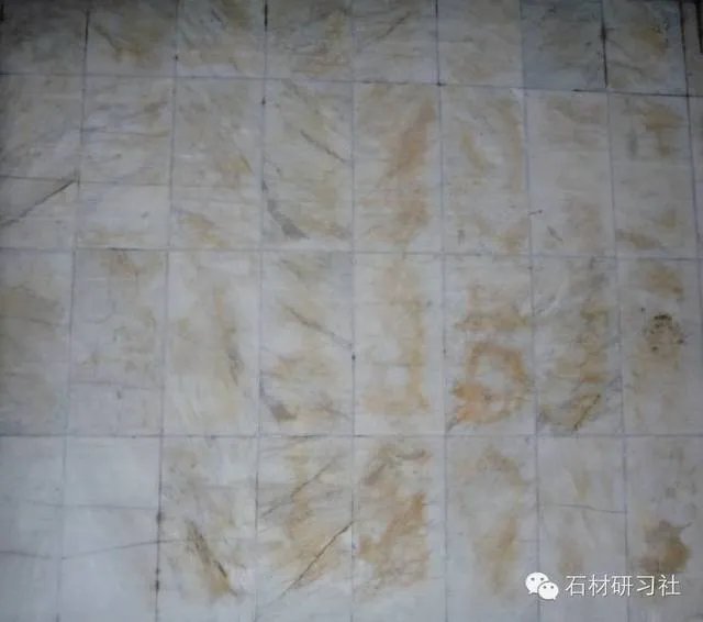 图解各种石材污染病变问题(一)
