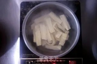 凉拌腐竹