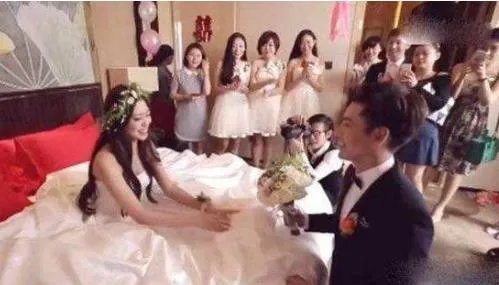 魏哲鸣老婆王岚结婚照:魏哲鸣个人资料简介