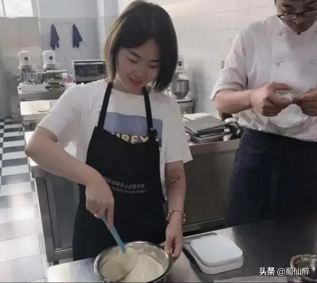年薪30万女硕士辞职做保姆,你怎么看?