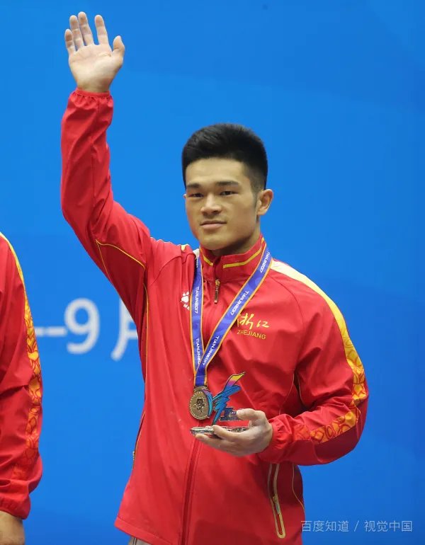 怎么评价东京奥运会,老将石智勇破世界纪录获得冠军?