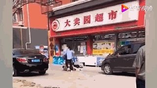 已婚男疑遭小三殴打致死,你如何评价?这样的男人值得同情吗?