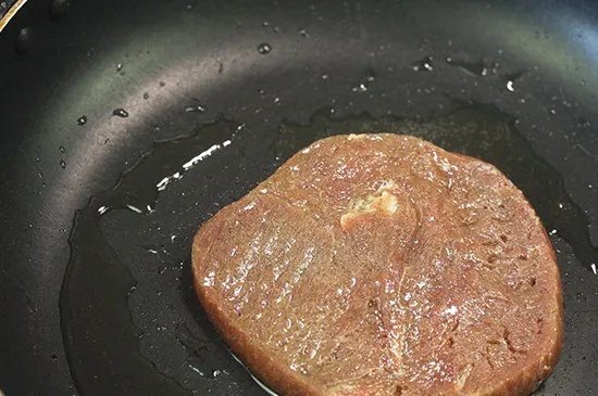煎牛排的做法