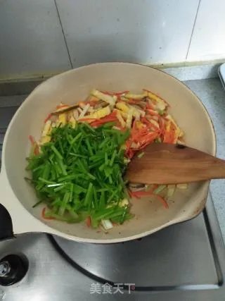 豆腐干炒芹菜