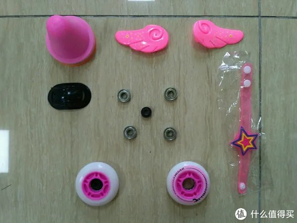 轮滑鞋