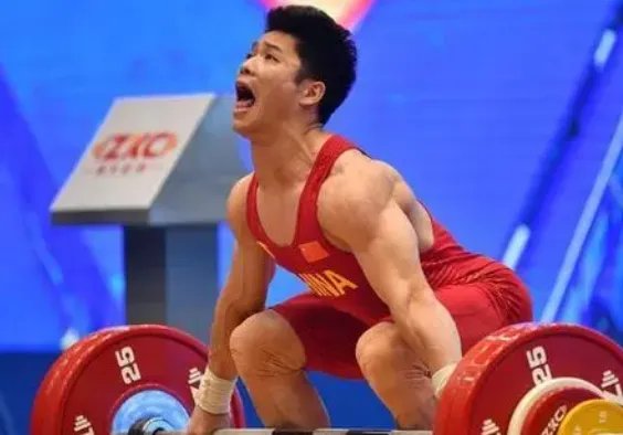 怎么评价东京奥运会,老将石智勇破世界纪录获得冠军?