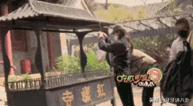 屈楚萧否认恋情,万籽麟回应被分手,屈楚萧到底是个怎样的人?