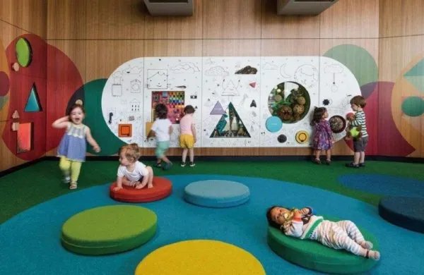 小学生拔标本鹿角给爷爷补身体,网友为何吵翻了天?