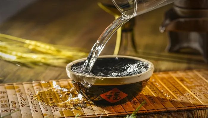 火车上能带白酒吗 火车上能不能带白酒