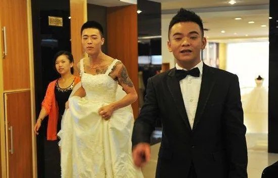 福建首对男同志公开结婚