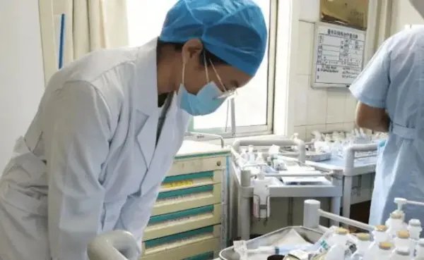 医院回应医学生阳性带病上岗猝死!具体是如何回应的?