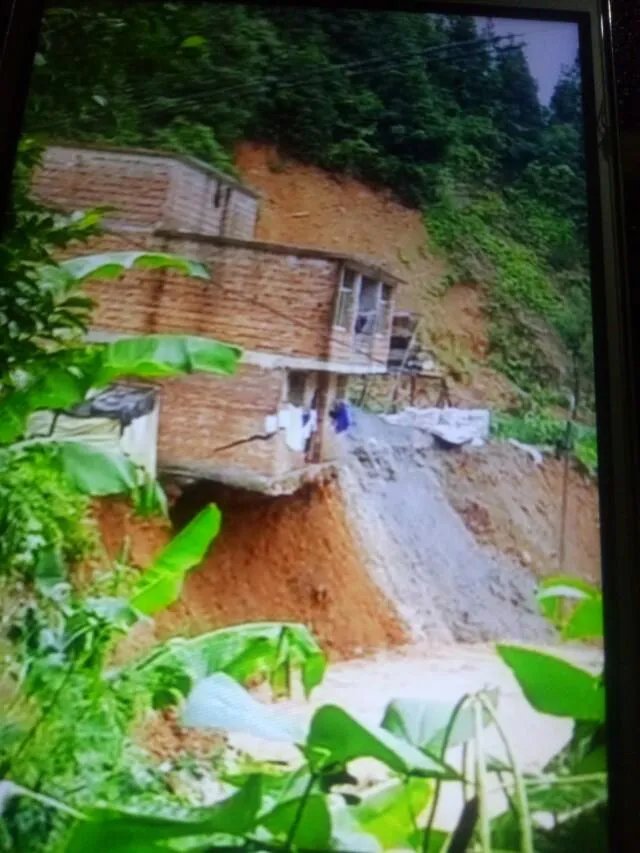 因地震震感强烈，用餐者逃单6万元，你怎么看？