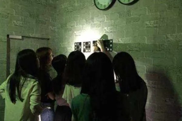 玩密室逃脱被吓到住院,为何作死的玩家那么多?