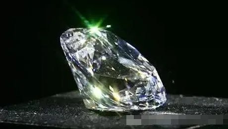 钻石为什么在钻石坑里?