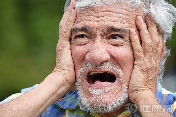 Science:发现一种罕见的痴呆症——空泡tau蛋白病