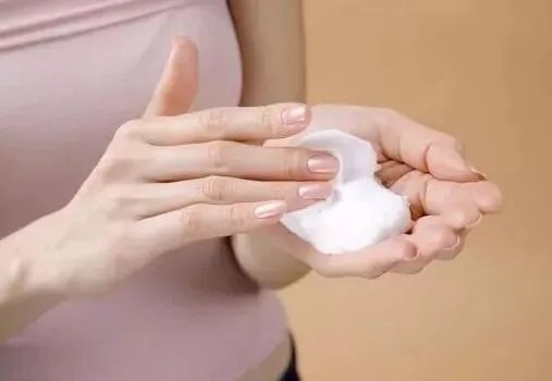 要妻子降级化妆品是节约钱吗?