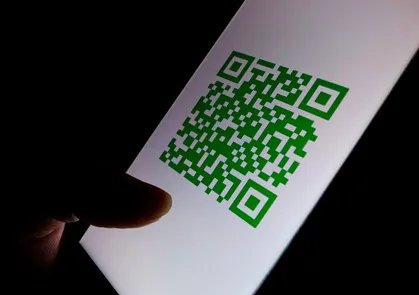 老人无健康码遭公交司机拒载,这是负责还是死板?